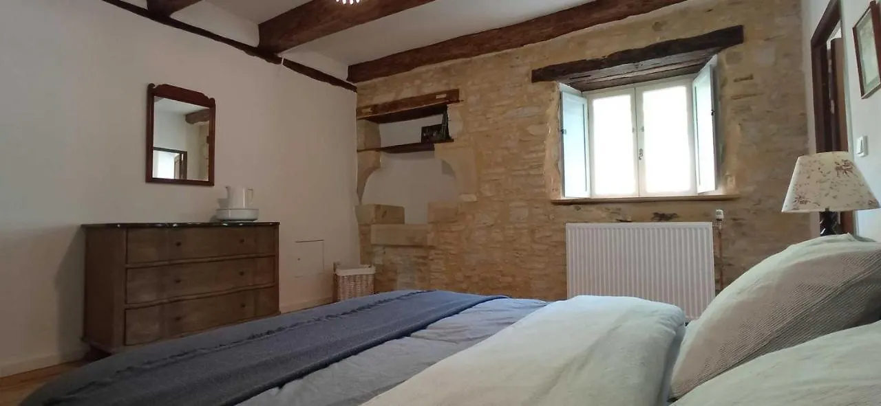 펜션 Villa Bede Montgesty